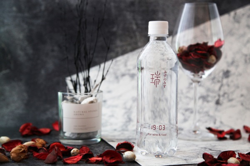 0010-79-01 みずのみず 「19:03 wine & food」 500ml×6本 ギフトパッケージ 1007532 - 静岡県富士宮市