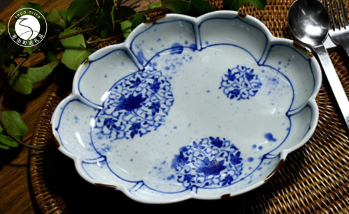 有田焼 染付唐草のパスタ・カレー皿 No.2【ARITAYAKI-STORE】 A35-224 1010390 - 佐賀県有田町