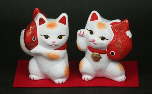  招き猫セット 土人形 人形 招き猫 セット 縁起物 記念品 インテリア 贈り物 【013_0043】 1084314 - 島根県浜田市