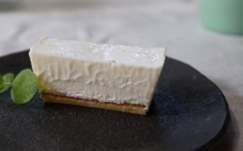 蔵王チーズ「レアチーズケーキ&チーズ大福セット」 【04301-0481】 2048114 - 宮城県蔵王町