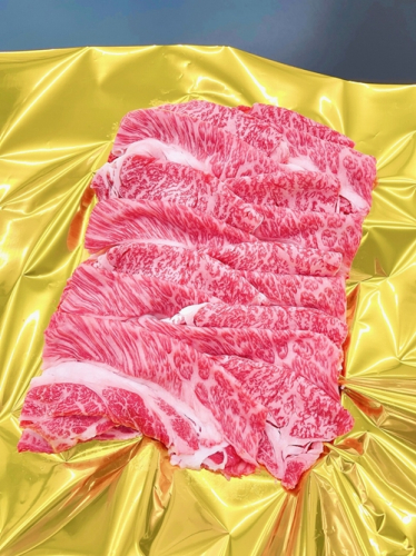（冷凍） 松阪牛 肩ロース すき焼き 800g b-85 ／ 瀬古食品 ふるさと納税 牛肉 松阪肉 名産 ブランド 霜ふり本舗 三重県 大紀町 995838 - 三重県大紀町